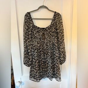 NWT Express Floral Black and White Short Dress with Puff Sleeves